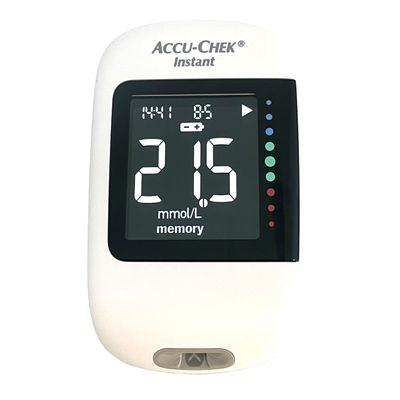 Accu-Chek Instant verensokerimittari